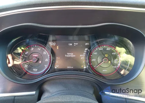 2018 Dodge Charger Sxt Plus Rwd z USA, uszkodzony, nr VIN 2C3CDXHG5JH253358